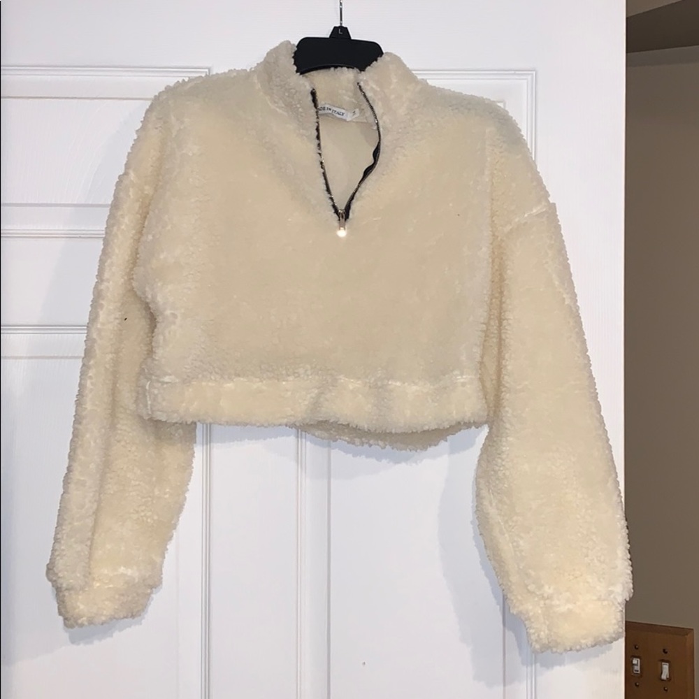 Plush and Soft Long Sleeve Crop Top w/ Zipper